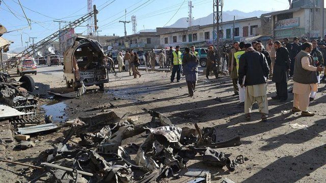 Pakistan&#039;da intihar saldırısı: 18 ölü, 40 yaralı