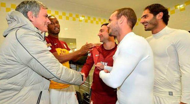 Sneijder, Jose&#039;yi asla reddetmez!
