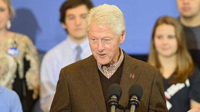 Bill Clinton seçim meydanlarına indi