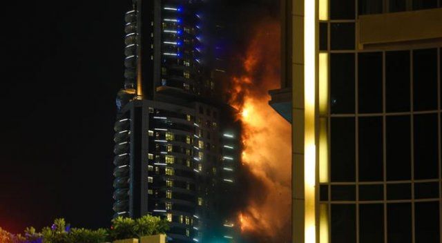 Dubai&#039;deki otel yangınında 16 yaralı