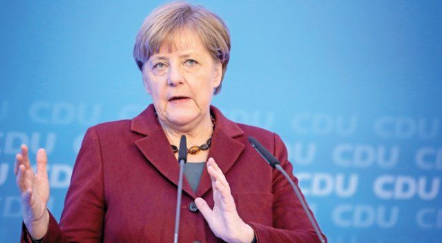 Merkel: Türkiye üzerine düşeni yaptı, bizim daha hızlı olmamız lazım
