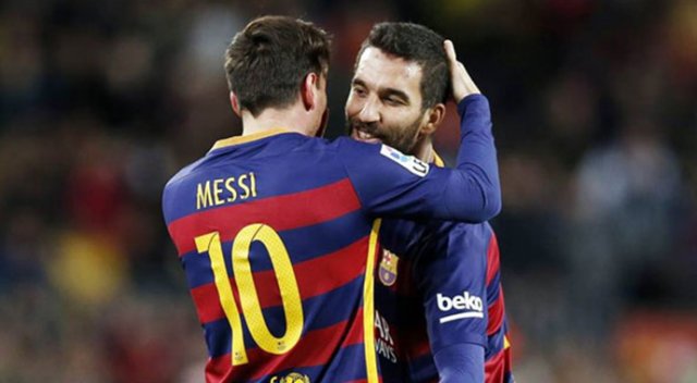 Messi&#039;den Arda Turan&#039;a övgü dolu sözler!