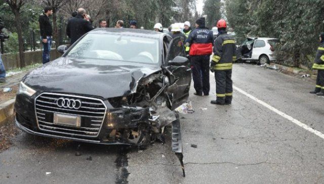 Oktay Vural’ın aracı kaza yaptı