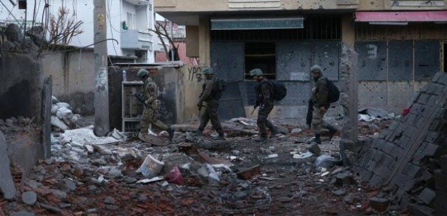 PKK&#039;ya bir ağır darbe daha! 20 PKK&#039;lı öldürüldü