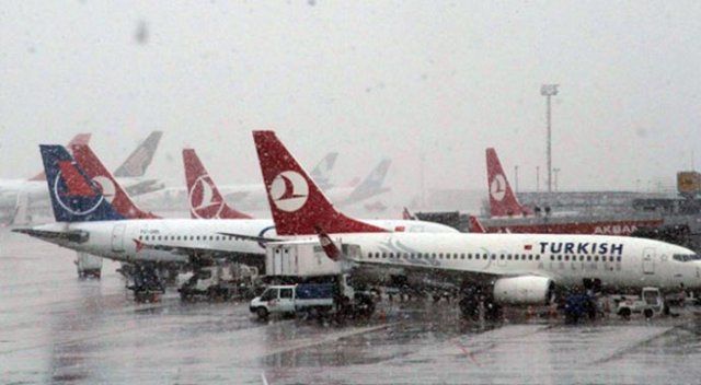 THY uçağı Ankara’ya zorunlu iniş yaptı