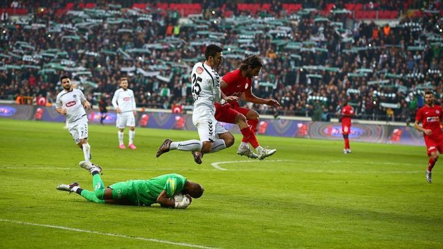 Torku Konyaspor çeyrek finale yükseldi