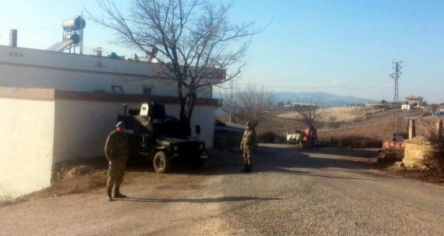 9 kişinin öldürüldüğü köy ablukaya alındı
