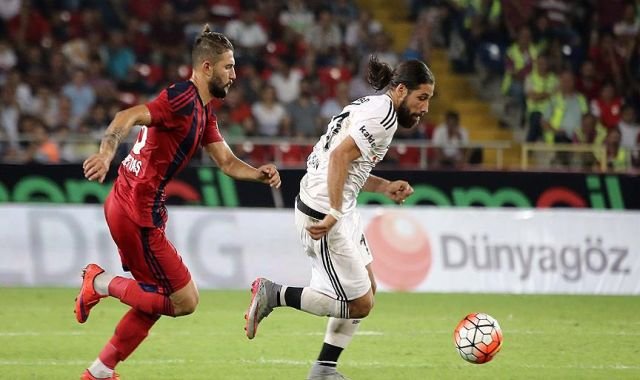 Beşiktaş ile Mersin İdmanyurdu erteleme maçına çıkıyor