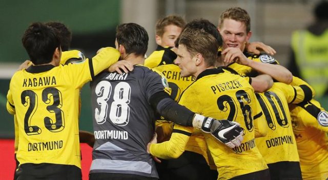 Borussia Dortmund yarı final biletini kaptı