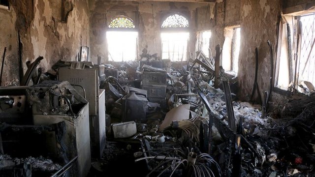 Husiler Taiz Ulusal Müzesi&#039;ni bombaladı