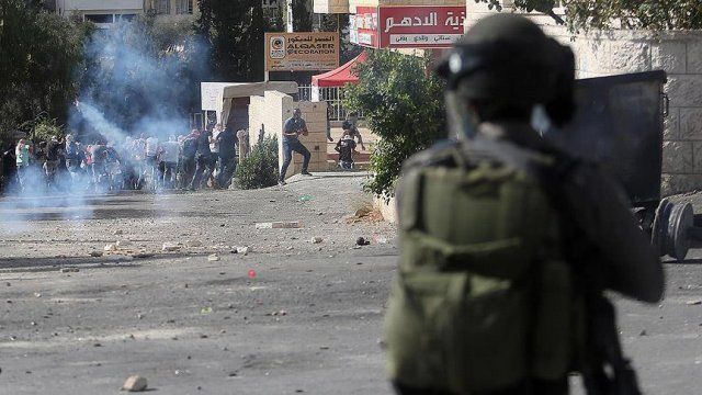 İsrail askerleri AA kameramanını yaraladı