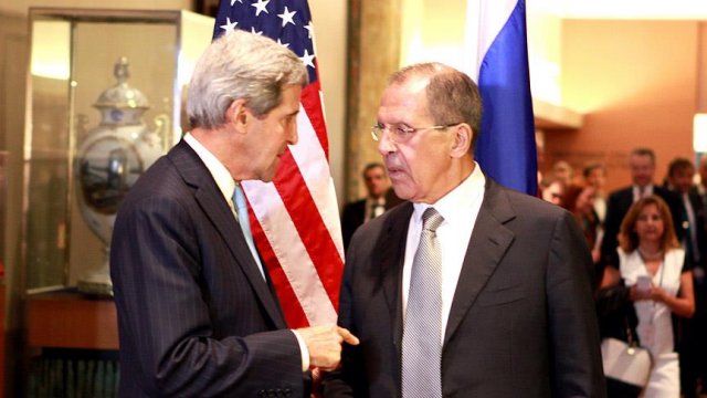 Lavrov ve Kerry çatışmaların sonlandırılması anlaşmasını görüştü
