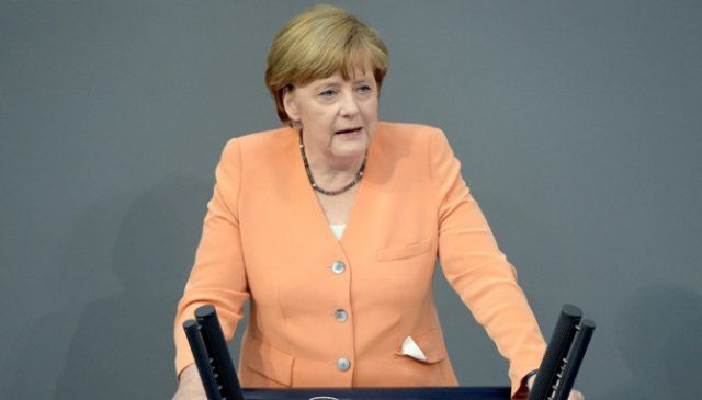 Merkel’e anket şoku !