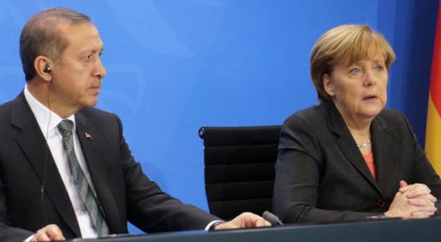 Rusya&#039;dan Merkel&#039;e tehdit: Kelimeleri dikkatli seç