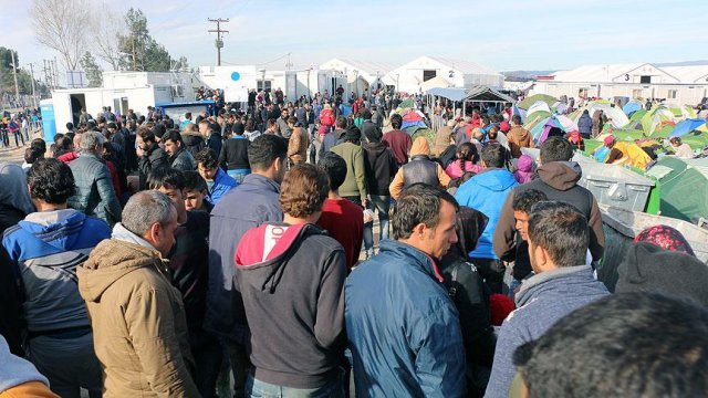 Yunanistan&#039;a gelen sığınmacı sayısı bir milyonu geçti