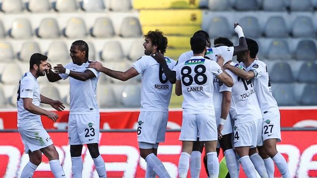 Akhisar Belediyespor 4 maçtır kazanamıyor