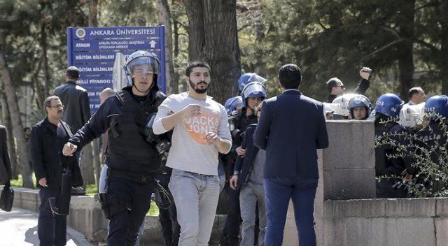 Ankara Üniversitesi&#039;nde şehit Savcı Kiraz&#039;ı anan gruba saldırı!