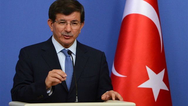 Başbakan Davutoğlu&#039;ndan önemli açıklamalar