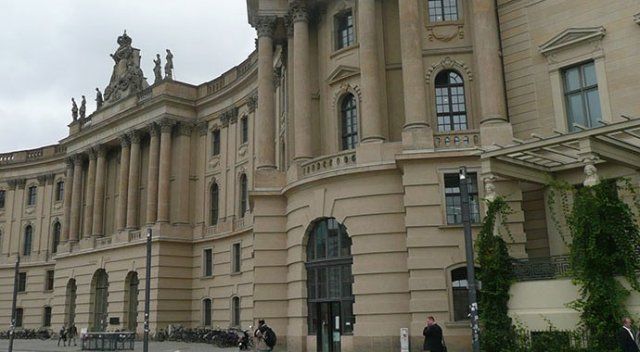 Berlin&#039;de 50 yıllık üniversite mescidi kapatılıyor