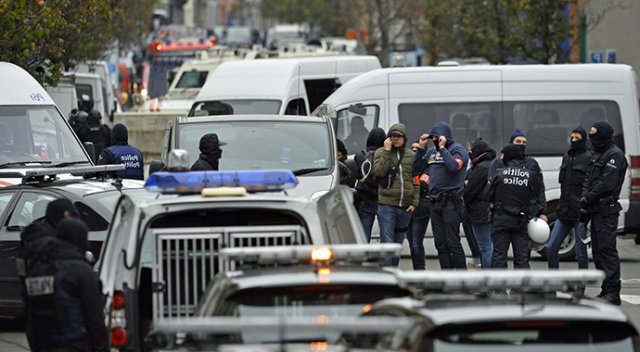 Brüksel&#039;de terör alarmı