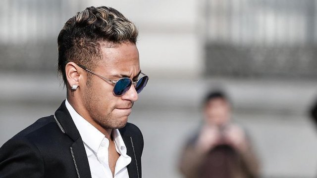 Neymar&#039;a Brezilya&#039;dan 45 milyon avro ceza