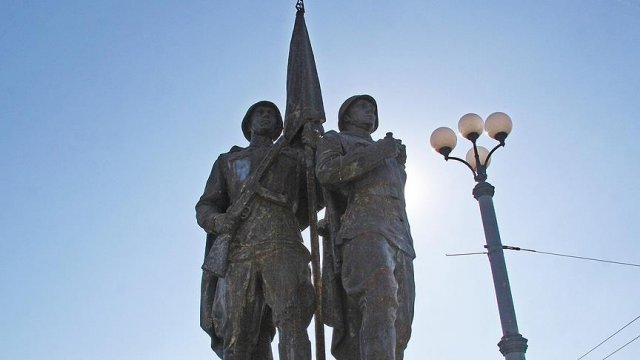 Polonya, Sovyetler Birliği heykellerini kaldıracak