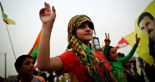 Rusya&#039;dan Suriye&#039;deki kürtlerin federasyon ilanına eleştiri