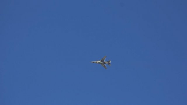 Suriye&#039;de rejime ait uçağın düşürüldüğü iddiası
