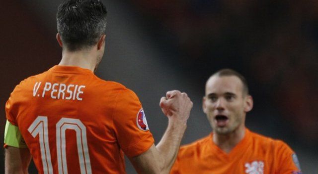 Van Persie&#039;den Sneijder itirafı!..
