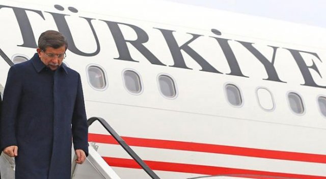 Başbakan Davutoğlu Diyarbakır&#039;a geldi