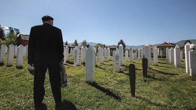 Bosna&#039;daki Ahmiçi katliamının 23. yıl dönümü