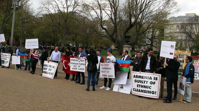 Ermenistan’ın toprak işgali Washington’da protesto edildi