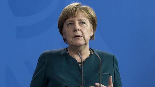 Merkel İsrail’in yerleşim politikasını eleştirdi