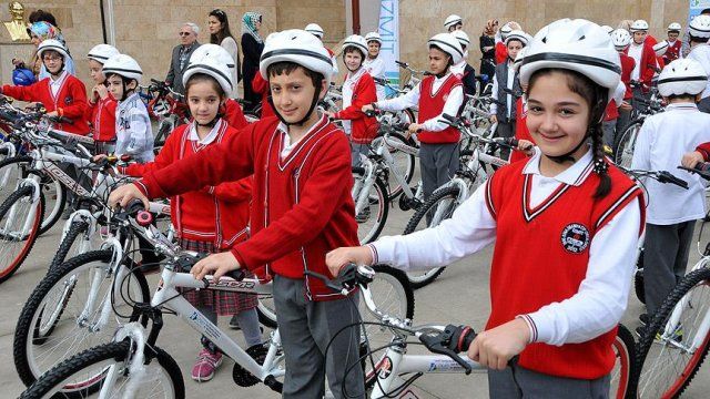 Müezzinoğlu: 23 Nisan&#039;da çocuklara 65 bin bisiklet dağıtılacak