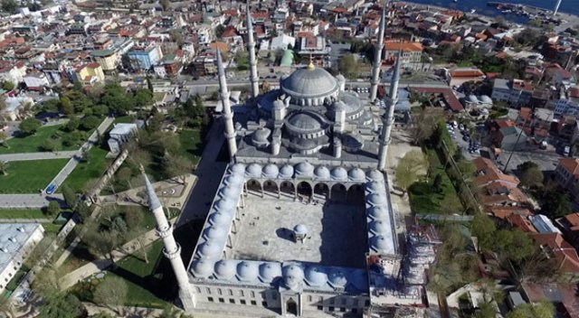 Sultanahmet Camii’ndeki restorasyon havadan böyle görüntülendi