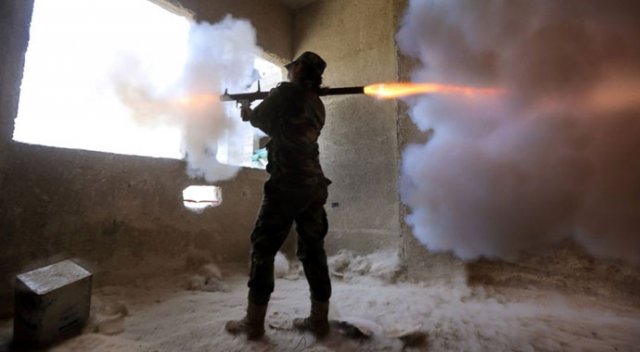 Suriyeli muhalifler büyük saldırıya hazırlanıyor