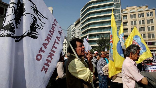 Yunanistan&#039;da kamu çalışanlarından grev