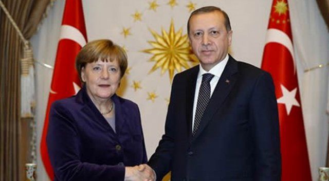 Almanya Başbakanı Angela Merkel: Türk ekonomisi gelişiyor