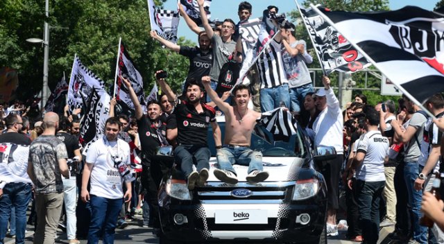 Beşiktaş taraflarından erken şampiyonluk kutlaması