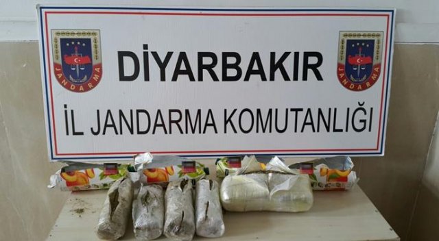 Diyarbakır&#039;da meyve suyu kutularından uyuşturucu çıktı!