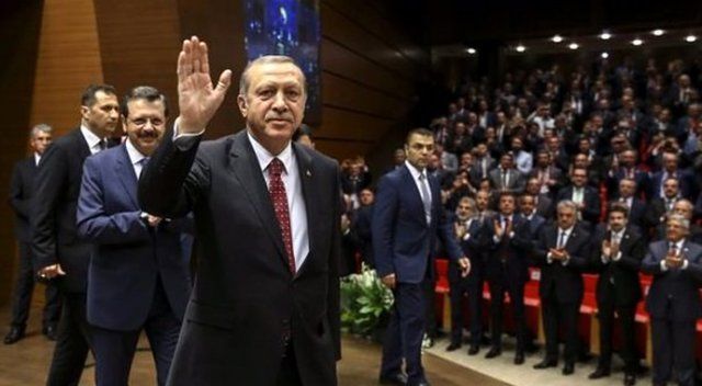 Erdoğan&#039;dan işadamlarına yeşil pasaport müjdesi