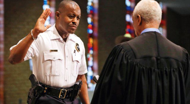 Ferguson’a ilk siyahi polis şefi