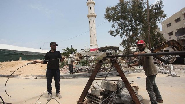 İKB Gazze&#039;de yıkılan 260 evin imarını finanse edecek