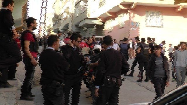 Mardin&#039;de iki aile arasında çatışma: 5 yaralı