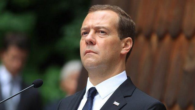 Medvedev&#039;den vatandaşlara &quot;dayanın&quot; çağrısı