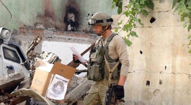 Mektubu okuyup, PKK&#039;lı teröristlerin üzerine yürüdü