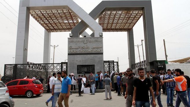 Mısır, Refah Sınır Kapısı&#039;nı iki gün açık tutacak