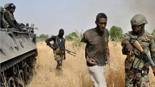 Nijerya&#039;da Boko Haram&#039;ın rehin tuttuğu 400 kişi kurtarıldı