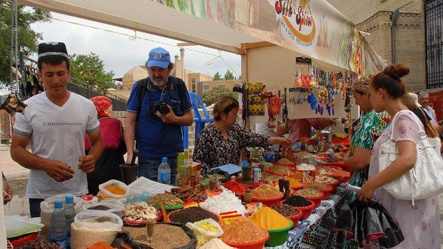 Özbekistan&#039;da İpek ve Baharat Festivali başladı