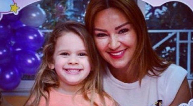 Pınar Altuğ, ilk kez kızıyla kamera karşısında